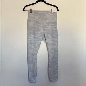 Lululemon Grey Camo Wunderunder Leggings
